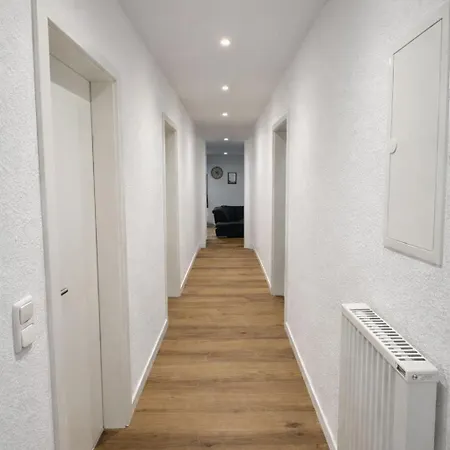 Modern Kastel